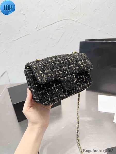 women's brand designers shoulder bags fashion clamshell two-tone woven envelope texture gold metal strap crossbody factory direct sales
women's brand designers shoulder bags fashion clamshell two-tone woven envelope texture gold metal strap crossbody factory direct sales