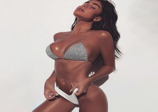 women 2019 micro high cut bikini set silver new swimwear halter brazilian bikinis micro mini bikinis maillot de bain femme1684873
women 2019 micro high cut bikini set silver new swimwear halter brazilian bikinis micro mini bikinis maillot de bain femme1684873