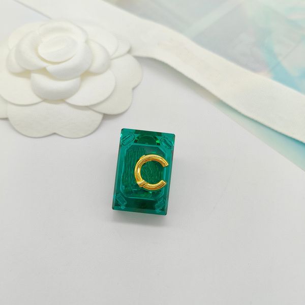 2023 luxury quality drop earring with green color in 18k gold plated have box stamp ps7253b, Golden
2023 luxury quality drop earring with green color in 18k gold plated have box stamp ps7253b, Golden