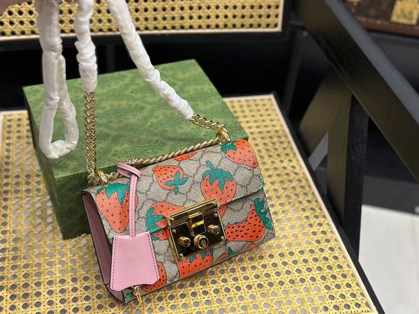 designer bag padlock trumpet bag strawberry pattern shoulder bag handbag crossbody chain luxury wallet chain bag 22cm.
designer bag padlock trumpet bag strawberry pattern shoulder bag handbag crossbody chain luxury wallet chain bag 22cm.