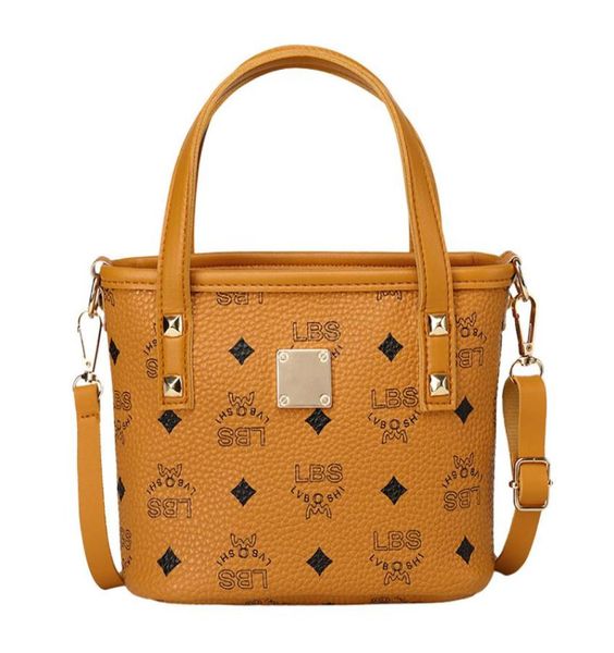 children fashion flower print chain handbags kids pu leather embossing circular bucket bags girls one shoulder messenger bags1683157, Black
children fashion flower print chain handbags kids pu leather embossing circular bucket bags girls one shoulder messenger bags1683157, Black