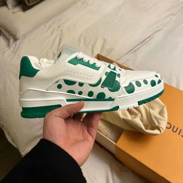 trainer sneakers luxury big-name sneakers low casual sneakers sneakers three color options size 6-12, Black
trainer sneakers luxury big-name sneakers low casual sneakers sneakers three color options size 6-12, Black