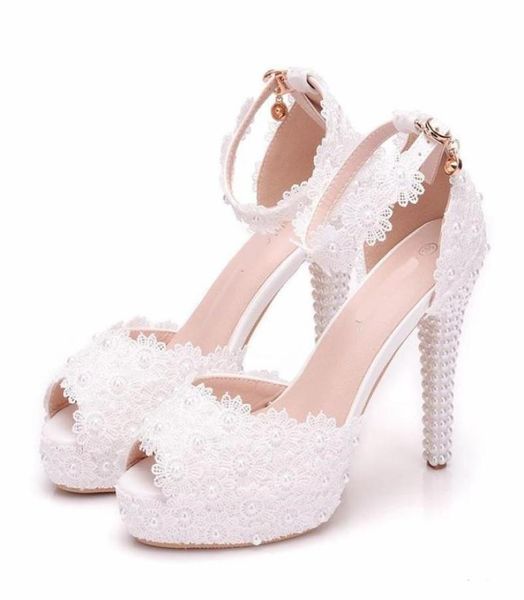 beautiful handmade white lace flower peep toes wedding high heels buckle straps summer women sandals 10 cm platforms bride shoes4478880, Black
beautiful handmade white lace flower peep toes wedding high heels buckle straps summer women sandals 10 cm platforms bride shoes4478880, Black
