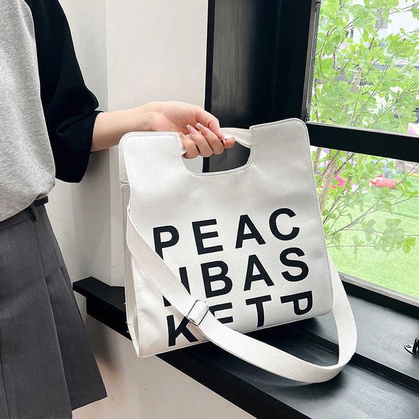fashion women's bag design letter handheld briefcase new large capacity one shoulder crossbody bag
fashion women's bag design letter handheld briefcase new large capacity one shoulder crossbody bag