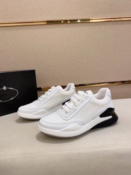 2023ss luxury runner sports shoes re-nylon technical fabric sneakers man flexible rubber sole casual-wear trainers eu38-46 with box, Black
2023ss luxury runner sports shoes re-nylon technical fabric sneakers man flexible rubber sole casual-wear trainers eu38-46 with box, Black