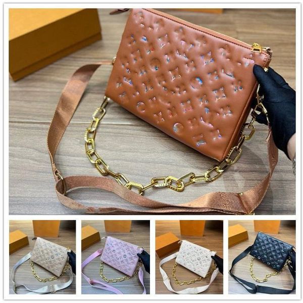 12 colorful case bb chain shoulder bag designers women embossing m21353 totes monograms messenger card handbag pockets purse wallet coussin
12 colorful case bb chain shoulder bag designers women embossing m21353 totes monograms messenger card handbag pockets purse wallet coussin