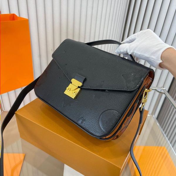 luxury womens bags handbag bag m40780 shoulder designers messenger leather metis elegant women flower crossbody embossing genuine m41465
luxury womens bags handbag bag m40780 shoulder designers messenger leather metis elegant women flower crossbody embossing genuine m41465