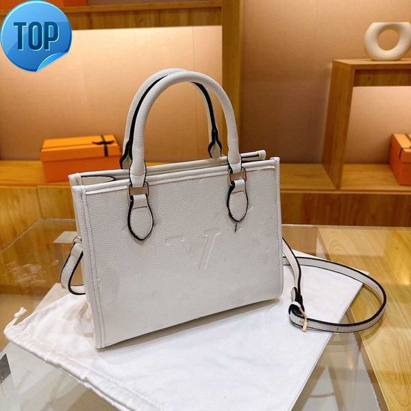 brand designer bags handbag shoulder crossbody bag tote bag women large-capacity shopping waterproof solid color portable shoulder messenger
brand designer bags handbag shoulder crossbody bag tote bag women large-capacity shopping waterproof solid color portable shoulder messenger