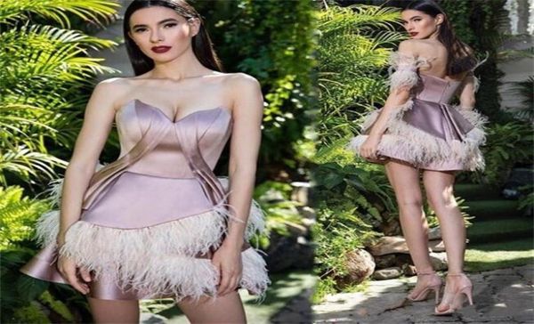 2020 a line chic short party dresses feather special occasion wear mini homecoming skirt backless vestidos de novia6707887, Black
2020 a line chic short party dresses feather special occasion wear mini homecoming skirt backless vestidos de novia6707887, Black