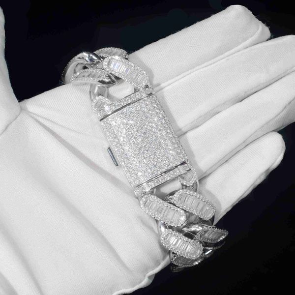 classic cuban link chain 18mm bracelet pass diamond tester vvs ice out baguette moissanite silver fine jewelry for man woman
classic cuban link chain 18mm bracelet pass diamond tester vvs ice out baguette moissanite silver fine jewelry for man woman
