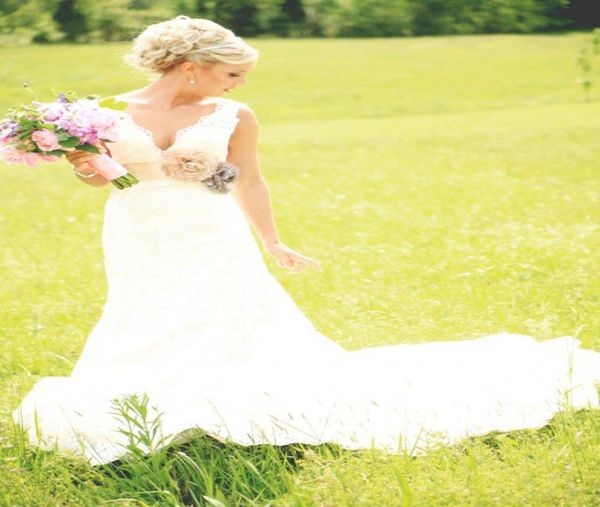 romantic wedding dresses vneck lace applique aline dresses chapel train handmade flower with belt country style sleeveless natu1589098, White
romantic wedding dresses vneck lace applique aline dresses chapel train handmade flower with belt country style sleeveless natu1589098, White