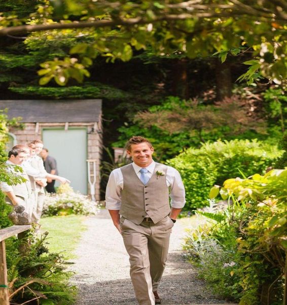brand new groom vests khaki groomsmens man vest custom made size and color six buttons weddingpromdinner waistcoat k2296072632, Black
brand new groom vests khaki groomsmens man vest custom made size and color six buttons weddingpromdinner waistcoat k2296072632, Black