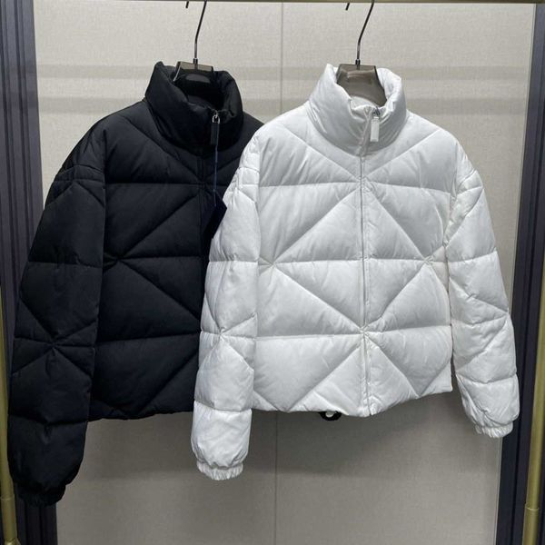 ladies winter diamond-shaped all-in-one hooded warm simple casual down jacket, short down jacket jacket, youth and vitality, perfect version, Black
ladies winter diamond-shaped all-in-one hooded warm simple casual down jacket, short down jacket jacket, youth and vitality, perfect version, Black