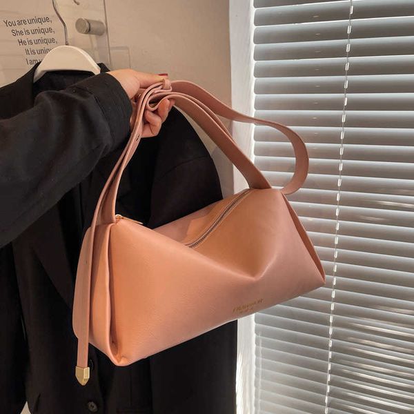 crossbody bag solid color women's bag urban leisure pillow bag women's new fashion simple shoulder commuting bag
crossbody bag solid color women's bag urban leisure pillow bag women's new fashion simple shoulder commuting bag