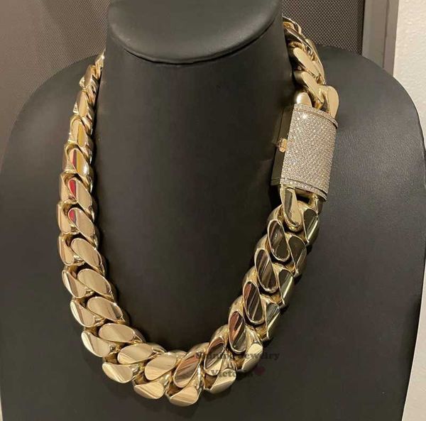 hip hop jewelry men thick miami cuban necklace 20mm 10k gold plated plain style 925 silver cuban chain
hip hop jewelry men thick miami cuban necklace 20mm 10k gold plated plain style 925 silver cuban chain