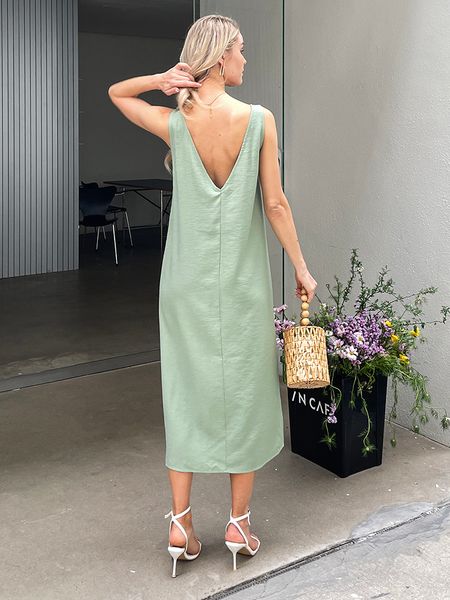 basic casual dresses 2023 summer women solid white v neck sleeveless fashion dress split tank 230701, Black;gray
basic casual dresses 2023 summer women solid white v neck sleeveless fashion dress split tank 230701, Black;gray