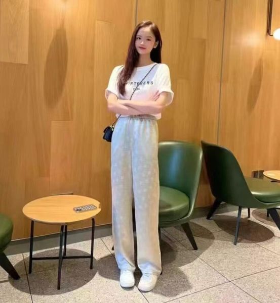 fall designer casual women pant woman trouser straight fit wide leg pants fashion luxury letter print asian size s-4xl, Black;white
fall designer casual women pant woman trouser straight fit wide leg pants fashion luxury letter print asian size s-4xl, Black;white