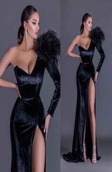 2020 black velvet mermaid evening gowns one shoulder long sleeve prom dress side split formal party wear robe de soiree5530946, Black;red 
2020 black velvet mermaid evening gowns one shoulder long sleeve prom dress side split formal party wear robe de soiree5530946, Black;red