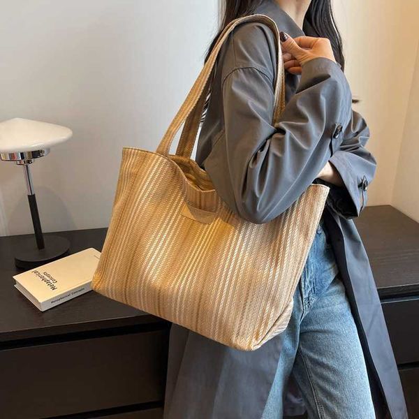 large capacity bag women's summer new canvas bag commuter stripe shoulder bag outgoing handbag tote bag
large capacity bag women's summer new canvas bag commuter stripe shoulder bag outgoing handbag tote bag