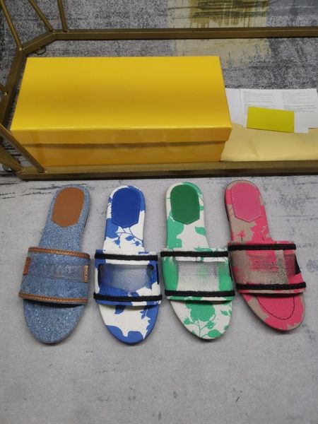 23ss latest explosion imported canvas embroidery, comfortable feet size 35-42, Black
23ss latest explosion imported canvas embroidery, comfortable feet size 35-42, Black
