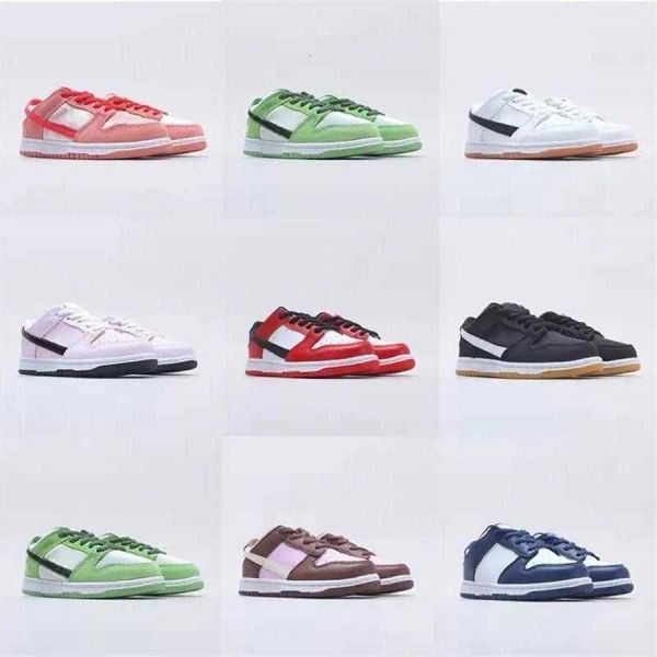 new fashion s.b dunker dead bears kids shoes big boys design girls sneakers yellow green pink blue bear skateboard size 24-35, Black
new fashion s.b dunker dead bears kids shoes big boys design girls sneakers yellow green pink blue bear skateboard size 24-35, Black