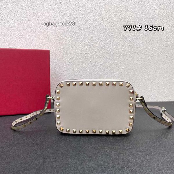 valentiino bags leather bag designer 2023 street trend inlaid rivet lady single shoulder oblique purse straddle camera 6csx
valentiino bags leather bag designer 2023 street trend inlaid rivet lady single shoulder oblique purse straddle camera 6csx