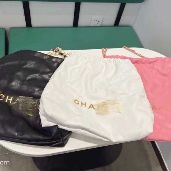 new small fragrance large capacity child mother bag fashion one shoulder crossbody versatile tote chain bin
new small fragrance large capacity child mother bag fashion one shoulder crossbody versatile tote chain bin