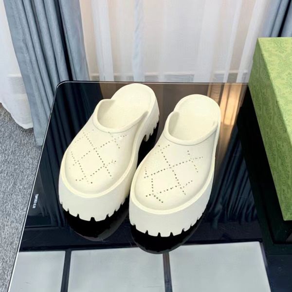 luxury designer thick-bottomed hollow hole slippers for men and women couples beach vacation swimming pool leisure eva unisex, Black
luxury designer thick-bottomed hollow hole slippers for men and women couples beach vacation swimming pool leisure eva unisex, Black