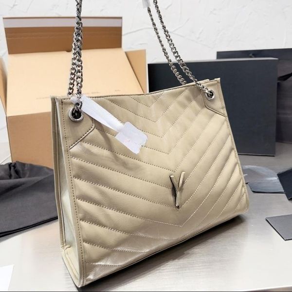 luxurious tote bag designer shoulder bags shopping bags wallet purse channel bag one shoulder crossbody solid color large capacity
luxurious tote bag designer shoulder bags shopping bags wallet purse channel bag one shoulder crossbody solid color large capacity