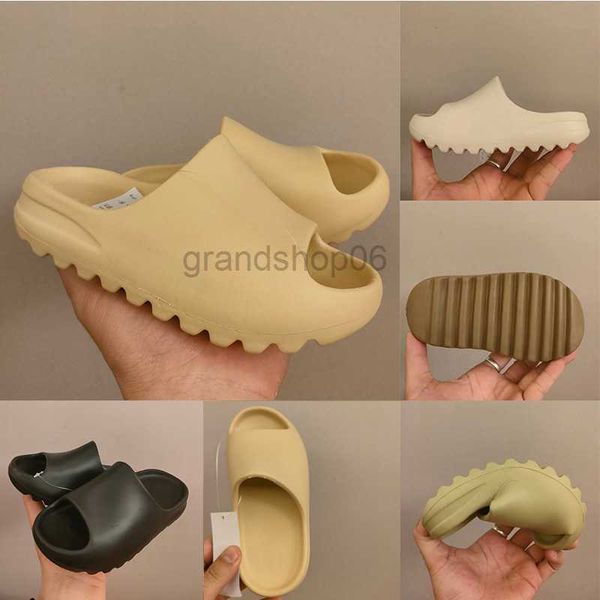 2023 kids shoes popular infant slides big baby slide summer solid slipper children clog sandal acoustic eva black grey slippers boys tainers
2023 kids shoes popular infant slides big baby slide summer solid slipper children clog sandal acoustic eva black grey slippers boys tainers