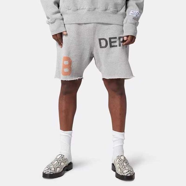 gallery american dept high street fog vintage vintage letter camouflage graffiti drawstring five point shorts, White;black
gallery american dept high street fog vintage vintage letter camouflage graffiti drawstring five point shorts, White;black