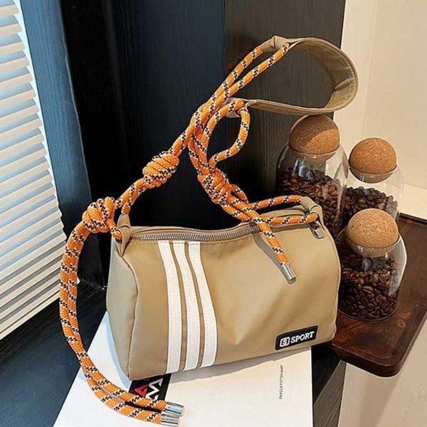 new fashion women's bag boston bag pillow bag women's backpack single shoulder bag nylon bag waterproof crossbody bag
new fashion women's bag boston bag pillow bag women's backpack single shoulder bag nylon bag waterproof crossbody bag