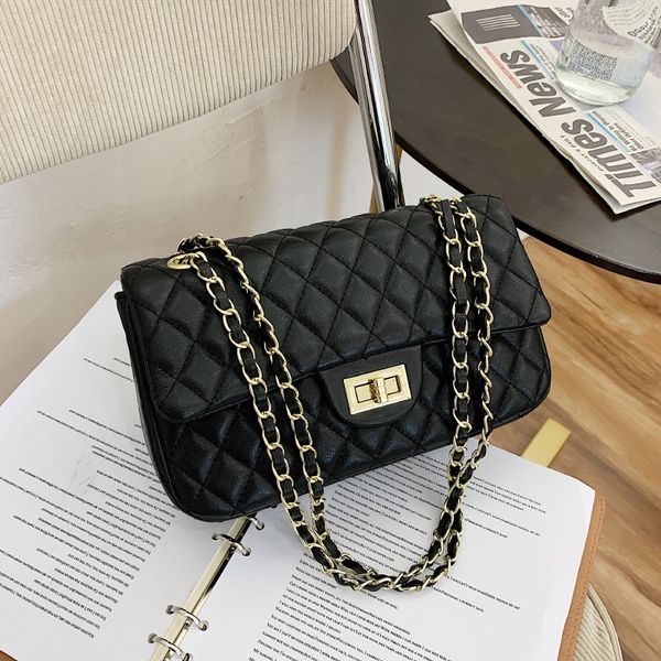 tote bag factory wholesale and retail portable women's simple one shoulder msenger 2023 embossed solid color large capacity
tote bag factory wholesale and retail portable women's simple one shoulder msenger 2023 embossed solid color large capacity