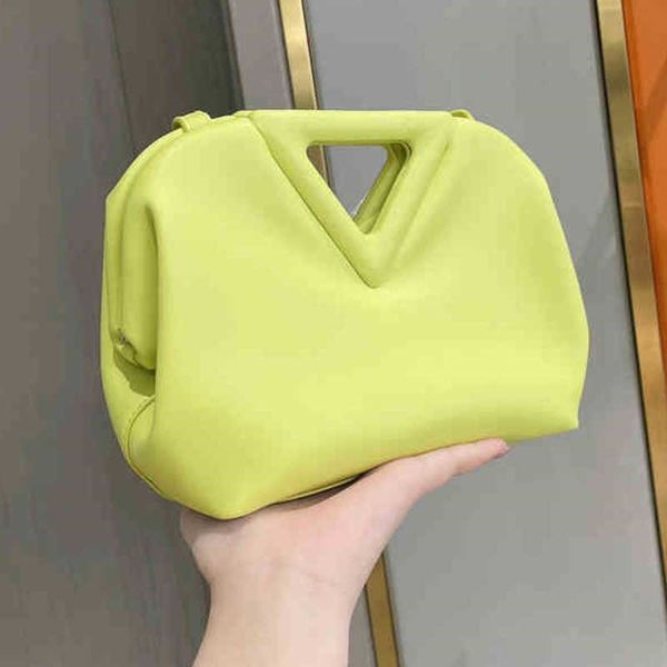 evening bag triangular carrying handle magnetic buckle shoulder square handbag leather brand designer crossbody female purses 220314
evening bag triangular carrying handle magnetic buckle shoulder square handbag leather brand designer crossbody female purses 220314