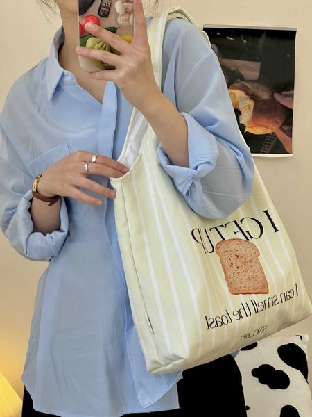 2023ins french niche toast style cream commuting tote bag canvas bag women's large capacity one shoulder bag
2023ins french niche toast style cream commuting tote bag canvas bag women's large capacity one shoulder bag