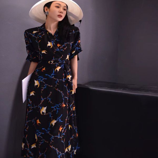 designer apparel women's clothing popular print dresses with noble temperament, elegance, and nobility urban dresses for lady dresses, White;black
designer apparel women's clothing popular print dresses with noble temperament, elegance, and nobility urban dresses for lady dresses, White;black