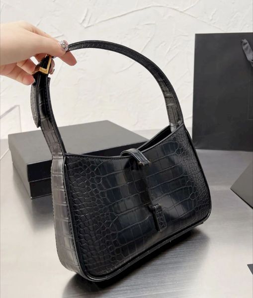 le5a7 luxury handbags shoulder bags women chest pack lady tote chains alligator leather handbag presbyopic hobo crocodile purse
le5a7 luxury handbags shoulder bags women chest pack lady tote chains alligator leather handbag presbyopic hobo crocodile purse