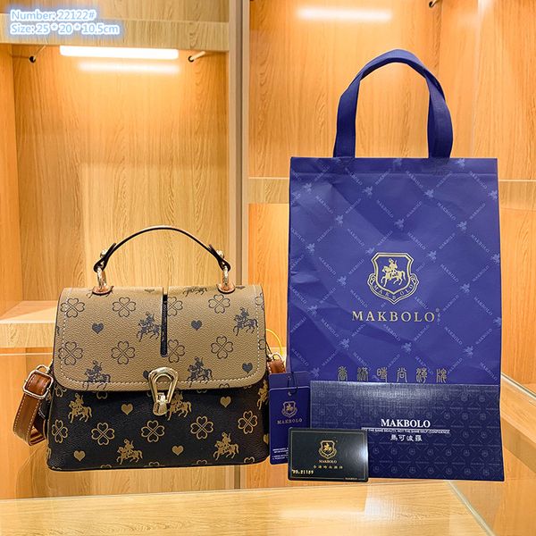 Factory wholesale brand ladies shoulder bags 2 colors flip printing thickened leather tote bag elegant old vintage handbag trend gold buckle backpack, Brown-22122#
Factory wholesale brand ladies shoulder bags 2 colors flip printing thickened leather tote bag elegant old vintage handbag trend gold buckle backpack, Brown-22122#