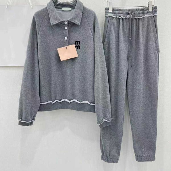luxury brand tracksuits womens long sleeve polo sweater designer sports set casual pants suit long sleeve letter sportswear two piece, Gray
luxury brand tracksuits womens long sleeve polo sweater designer sports set casual pants suit long sleeve letter sportswear two piece, Gray