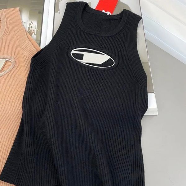 cropped knit tank designer d t-shirt hollow out tee womens knits women sleeveless yoga summer tees vests vs bra girls gym black white yoga
cropped knit tank designer d t-shirt hollow out tee womens knits women sleeveless yoga summer tees vests vs bra girls gym black white yoga