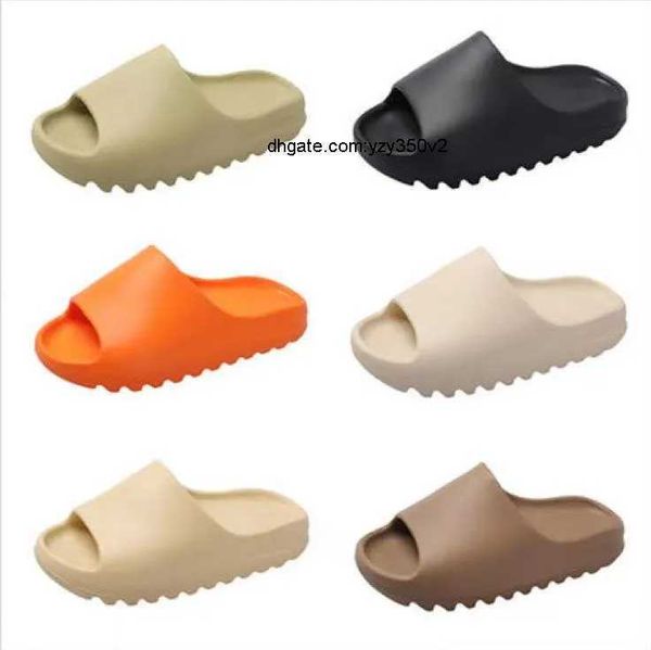 designer slipper men women sandal triple black white resin pattern slippers foam runner mens womens west slipper slides slider sliders
designer slipper men women sandal triple black white resin pattern slippers foam runner mens womens west slipper slides slider sliders