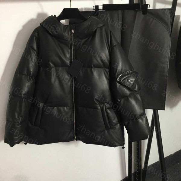 23ss women designer clothes women down jacket coats 100% imported sheep leather long sleeve hooded coat inside filled with duck down leather, Black
23ss women designer clothes women down jacket coats 100% imported sheep leather long sleeve hooded coat inside filled with duck down leather, Black