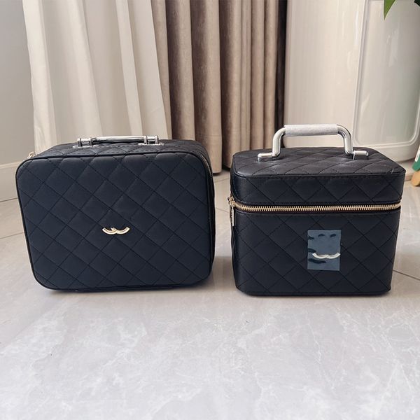 cosmetic bag designer bag luxury makeup bag letter thread design bag temperament versatile fashion style large capacity makeup bag box very
cosmetic bag designer bag luxury makeup bag letter thread design bag temperament versatile fashion style large capacity makeup bag box very