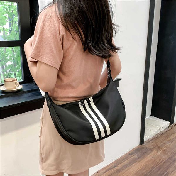 large capacity bag women's bag summer new wide shoulder strap single shoulder crossbody bag small design fashion tote dumpling bag
large capacity bag women's bag summer new wide shoulder strap single shoulder crossbody bag small design fashion tote dumpling bag