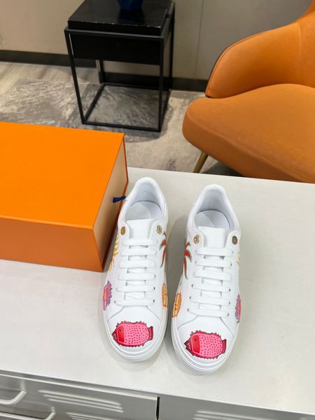 2023 designer shoes high appearance level thin summer sports shoes european station couple casual shoes all board shoes cowhide small white
2023 designer shoes high appearance level thin summer sports shoes european station couple casual shoes all board shoes cowhide small white