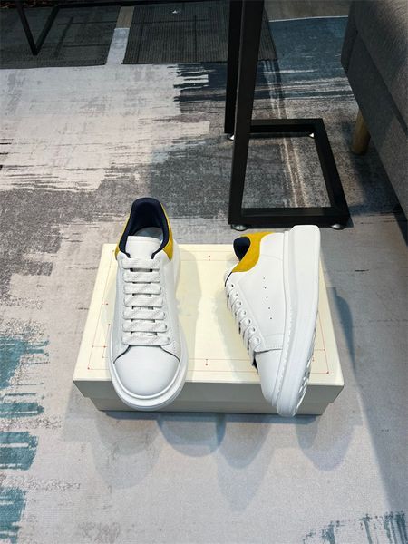 designers oversized sneaker casual shoes men women leather lace up mc queen sneakers luxury white black velvet suede trainers jogging walkin
designers oversized sneaker casual shoes men women leather lace up mc queen sneakers luxury white black velvet suede trainers jogging walkin