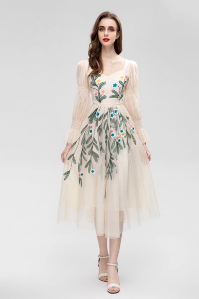 basic & casual dresses european fashion mesh exquisite embroidery claw flare sleeves large swing long sleeves elegant long dress, Black;gray
basic & casual dresses european fashion mesh exquisite embroidery claw flare sleeves large swing long sleeves elegant long dress, Black;gray