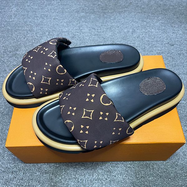 thick sole slippers 2023 summer new womens sandals luxury designer slider embossed one line drag versatile for couples to wear outside sanda, Black
thick sole slippers 2023 summer new womens sandals luxury designer slider embossed one line drag versatile for couples to wear outside sanda, Black