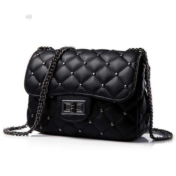 2023 small fragrant bag lingge chain spring/summer new trendy mini women's one shoulder crossbody
2023 small fragrant bag lingge chain spring/summer new trendy mini women's one shoulder crossbody