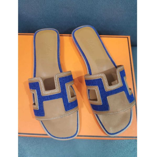 new designer slippers casual leather ladies oran sandals beach shoes jelly shoes 35-42 size, Black
new designer slippers casual leather ladies oran sandals beach shoes jelly shoes 35-42 size, Black